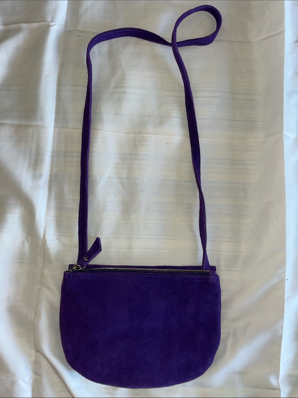 Urban Outfitters Purple Suede Crossbody - Picture 3 of 8